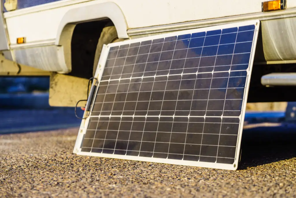 3 Best Solar Generators for Your Car – What Can They Power? – Pure ...